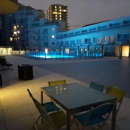 Appartement "Zeezicht 002" Oostende Exteriör bild