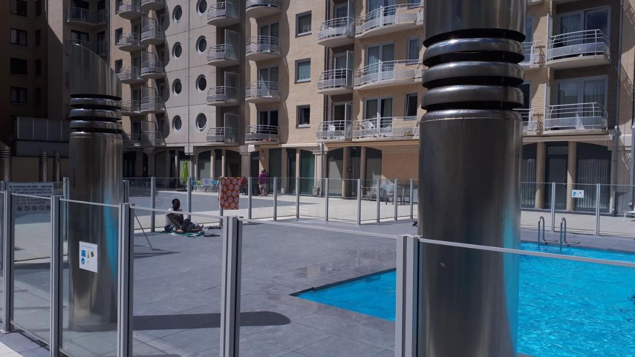 Appartement "Zeezicht 002" Oostende Exteriör bild